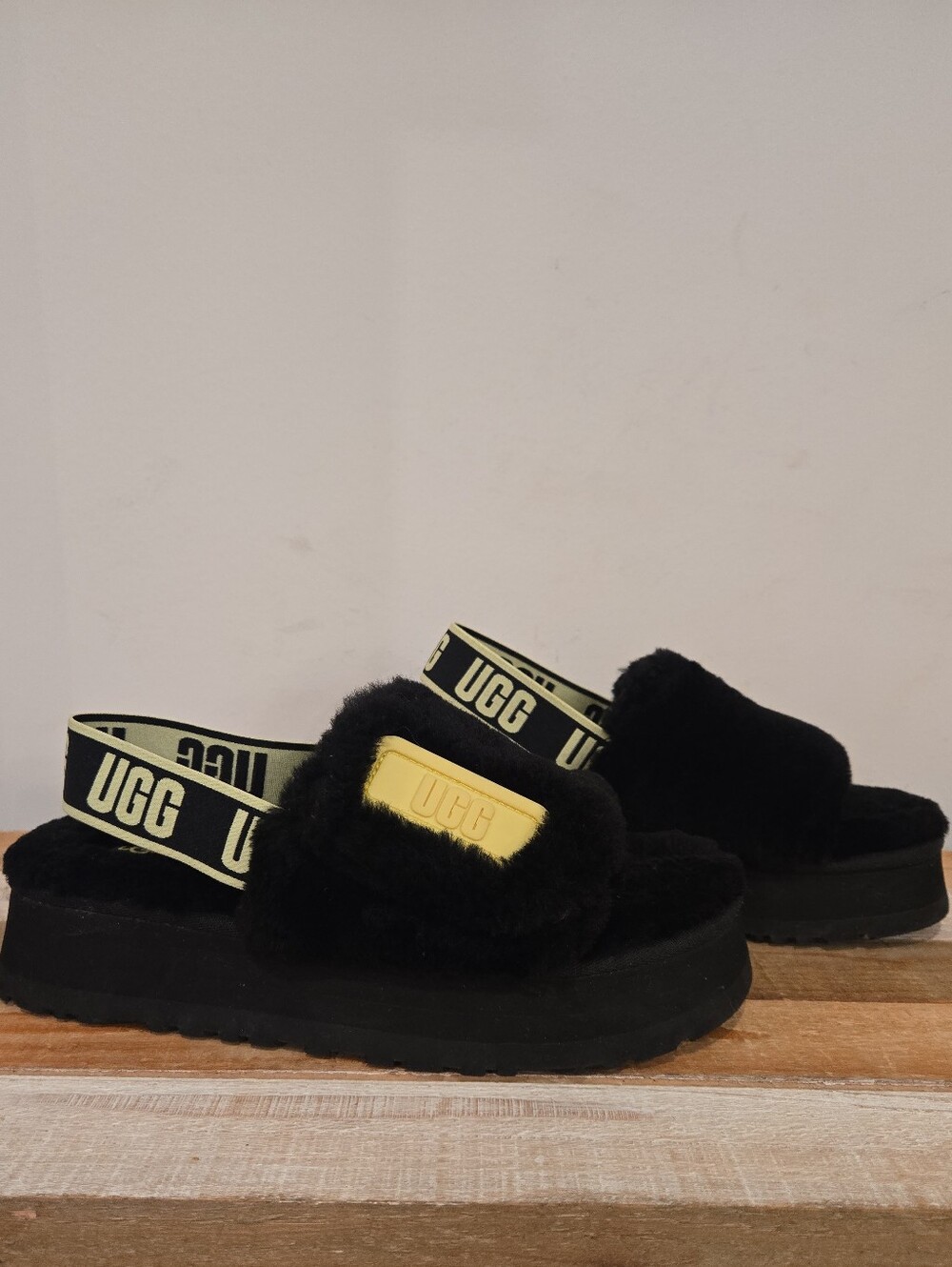 UGG Black Pollen Disco Slide Sheepskin Platform Sandals US Woman's Size 9